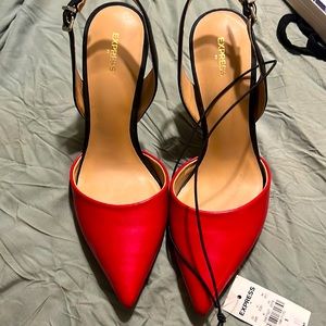 Red heels SZ9